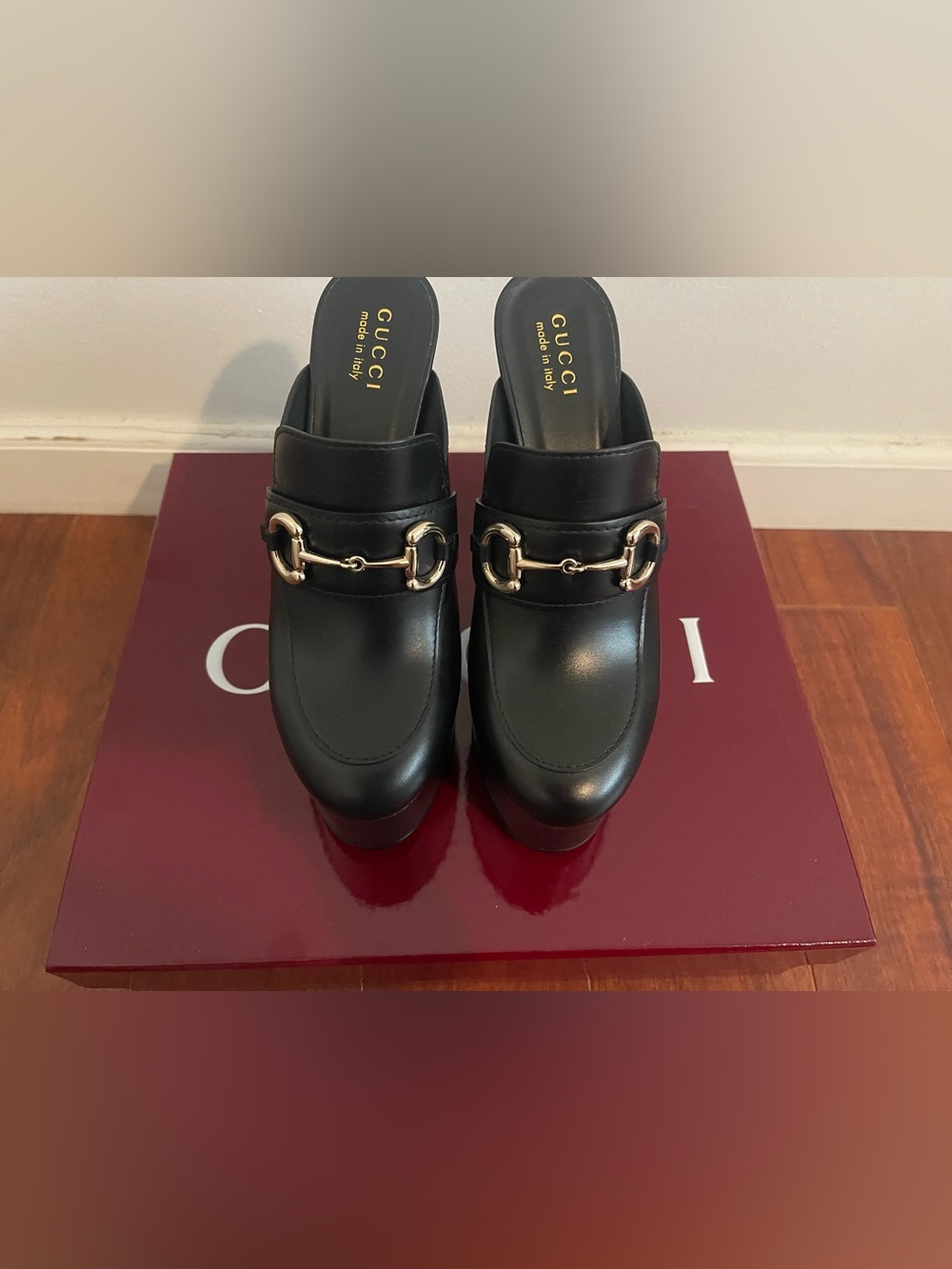 Gucci Black Leather Platform Mule Heels with Gold Horsebit - Picture 4 of 4